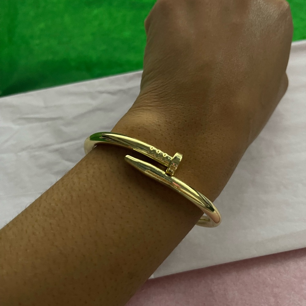 NAIL BRACELET - Picture 2 of 15